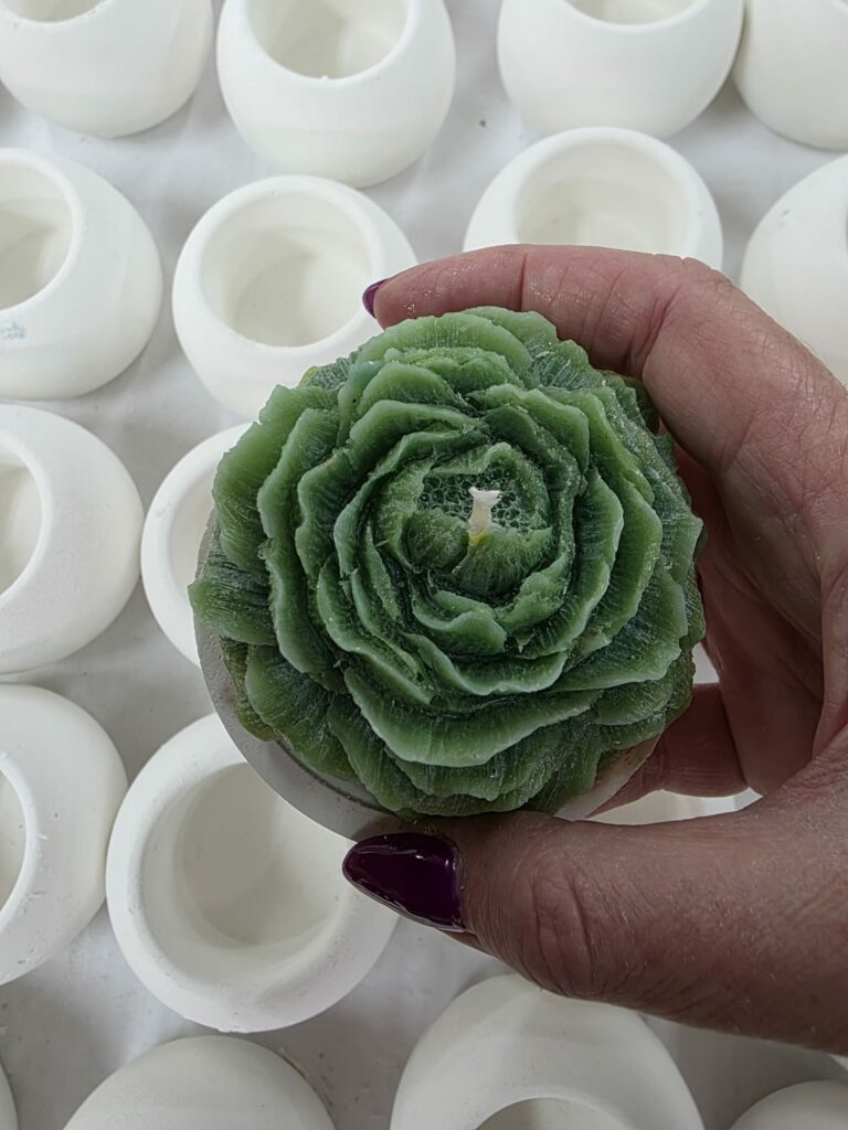 נר בצורת פרח